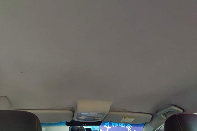 Used Geely Auto Vision 2016 1.5L Automatic Happiness Edition Headliner