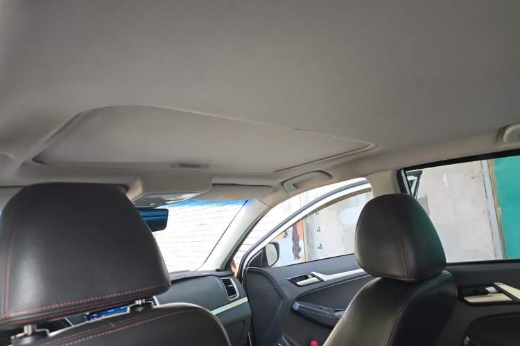 Used Geely Auto Vision 2016 1.5L Automatic Happiness Edition Headliner
