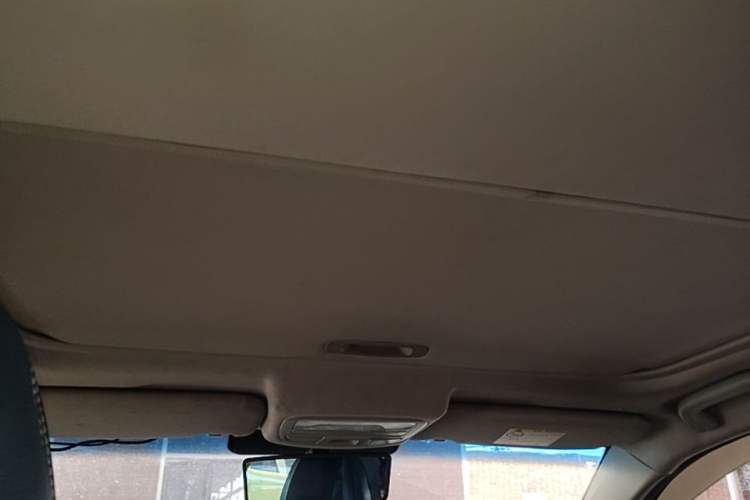 Used Geely Auto Vision 2016 1.5L Manual Happiness Edition Headliner