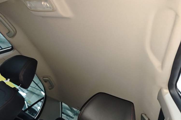 Used Geely Auto Vision 2016 1.5L Manual Happiness Edition Headliner
