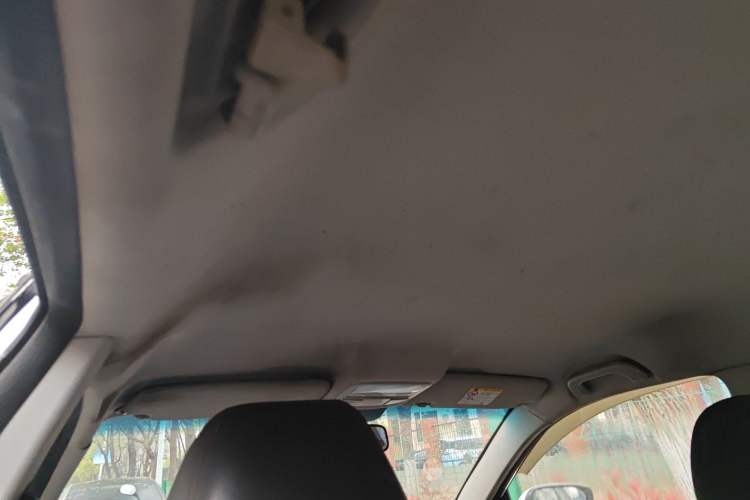 Used Geely Auto Vision 2016 1.5L Manual Happiness Edition Headliner