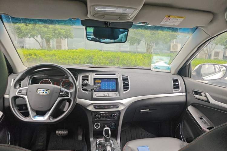 Used Geely Auto Vision 2016 1.5L Automatic Happiness Edition Headliner