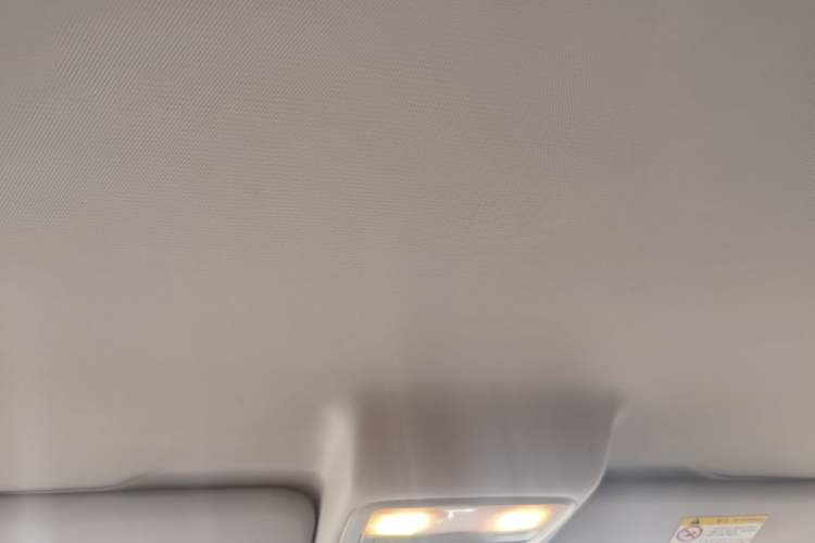 Used Geely Auto Vision 2016 1.5L Manual Happiness Edition Headliner