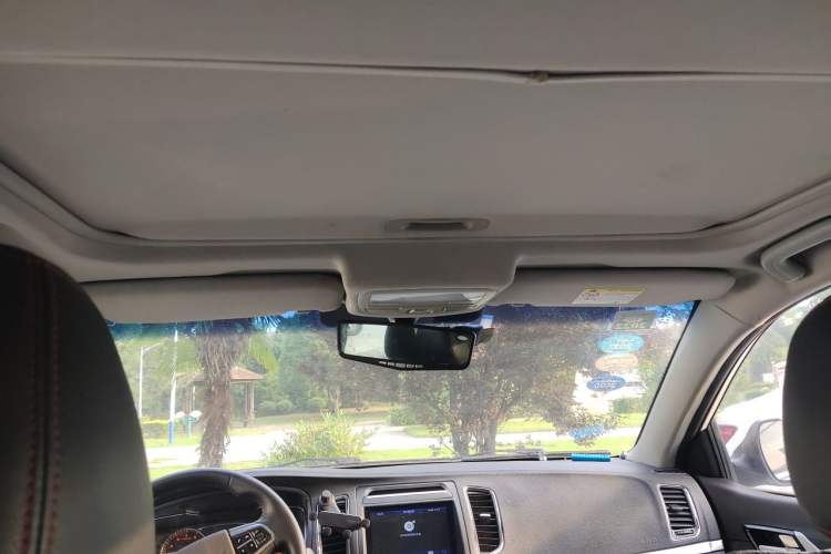 Used Geely Auto Vision 2016 1.5L Manual Happiness Edition Headliner