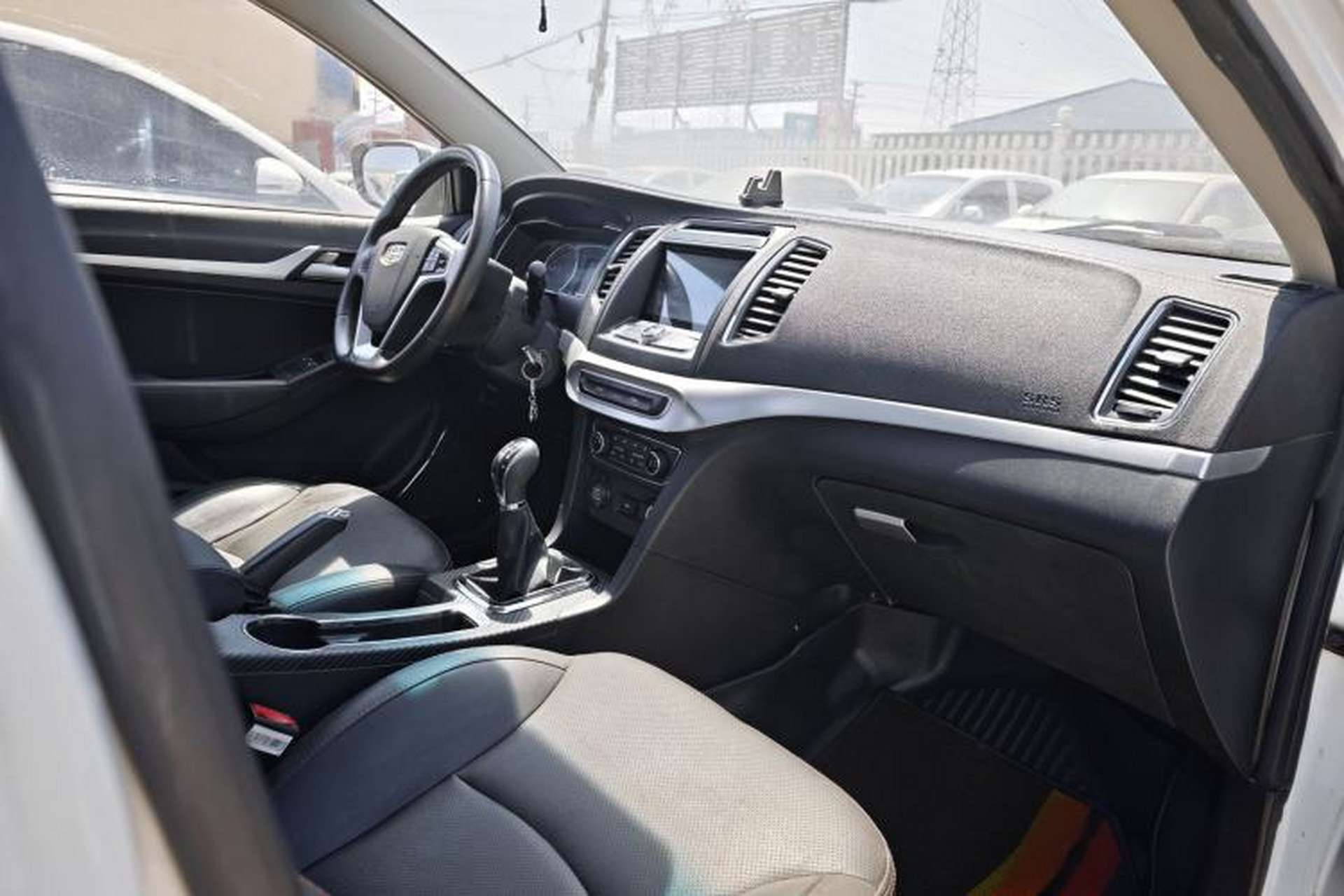 Used Geely Auto Vision 2016 1.5L Manual Happiness Edition Interior 1