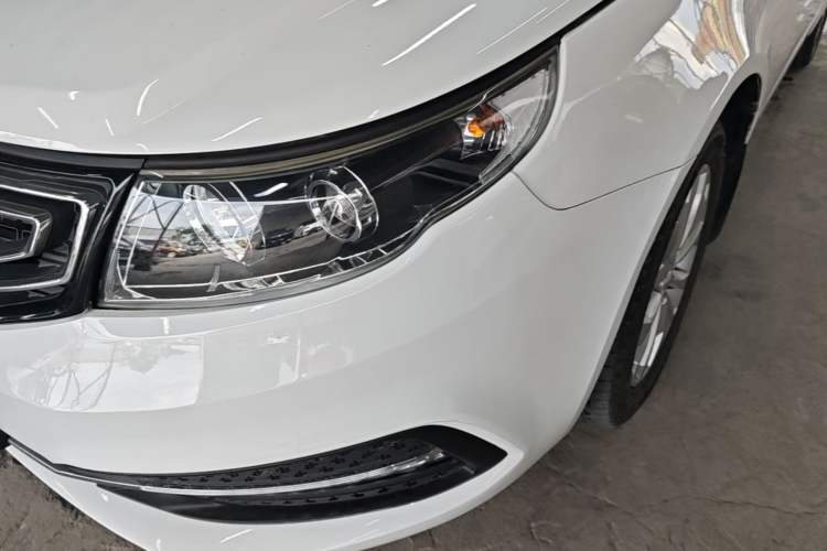 Used Geely Auto Vision 2016 1.5L Automatic Happiness Edition Left Front Headlight