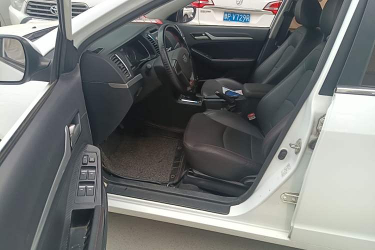 Used Geely Auto Vision 2016 1.5L Manual Happiness Edition Left Front Seat