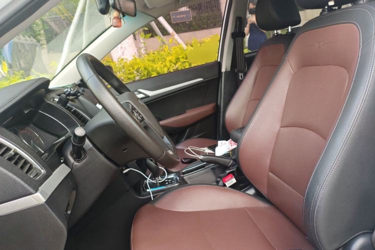 Used Geely Auto Vision 2016 1.5L Automatic Happiness Edition Left Front Seat