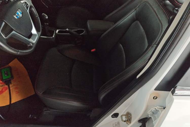Used Geely Auto Vision 2016 1.5L Manual Happiness Edition Left Front Seat