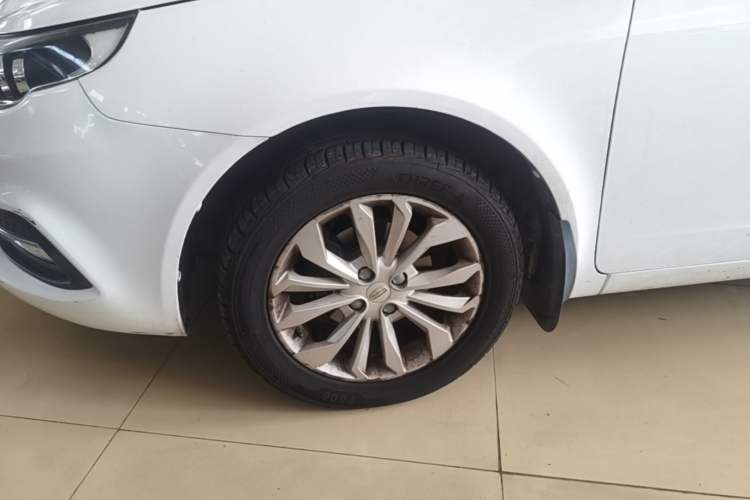 Used Geely Auto Vision 2016 1.5L Manual Happiness Edition Left Front Wheel Hub