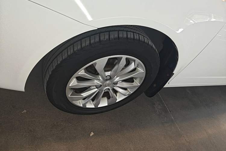 Used Geely Auto Vision 2016 1.5L Manual Happiness Edition Left Front Wheel Hub