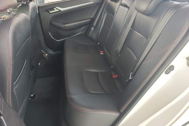 Used Geely Auto Vision 2016 1.5L Automatic Happiness Edition Left Rear Seat