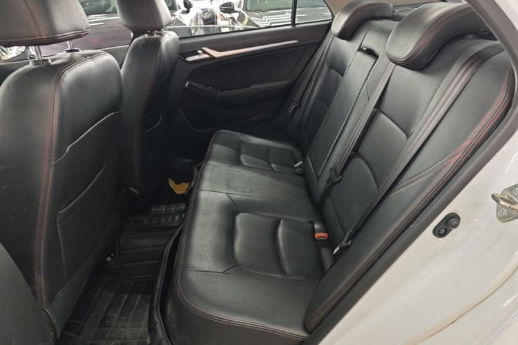 Used Geely Auto Vision 2016 1.5L Automatic Happiness Edition Left Rear Seat