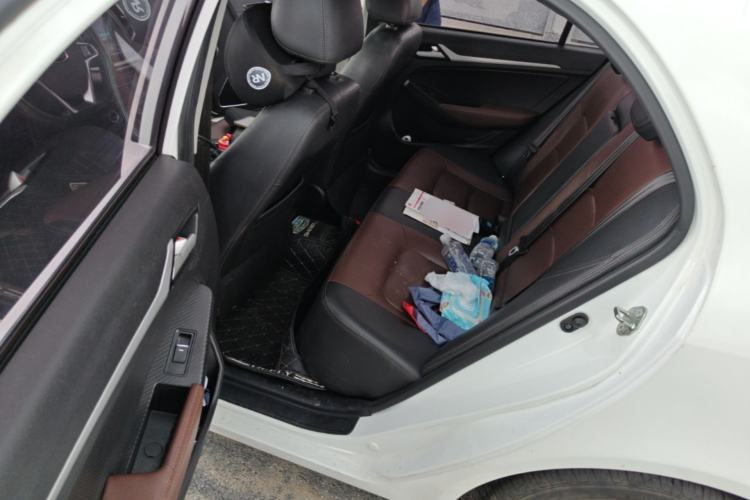 Used Geely Auto Vision 2016 1.5L Automatic Happiness Edition Left Rear Seat
