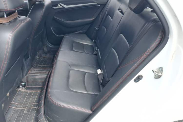 Used Geely Auto Vision 2016 1.5L Automatic Happiness Edition Left Rear Seat
