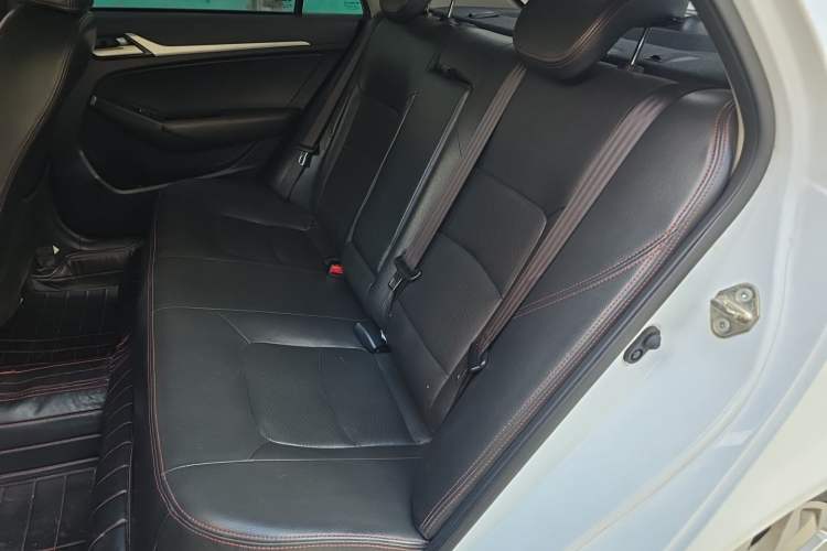 Used Geely Auto Vision 2016 1.5L Automatic Happiness Edition Left Rear Seat
