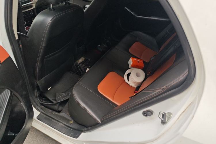 Used Geely Auto Vision 2016 1.5L Automatic Happiness Edition Left Rear Seat
