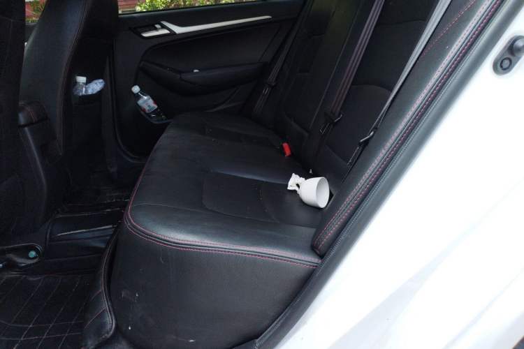 Used Geely Auto Vision 2016 1.5L Automatic Happiness Edition Left Rear Seat