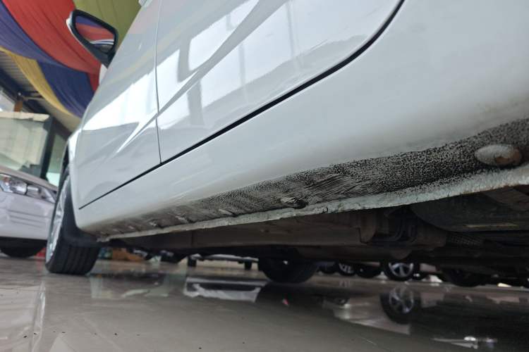 Used Geely Auto Vision 2016 1.5L Automatic Happiness Edition Left Side Sill