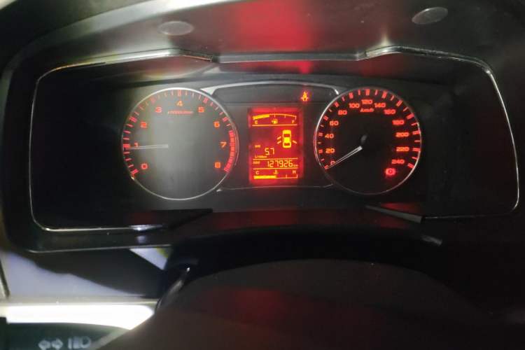 Used Geely Auto Vision 2016 1.5L Manual Happiness Edition Odometer Close Up