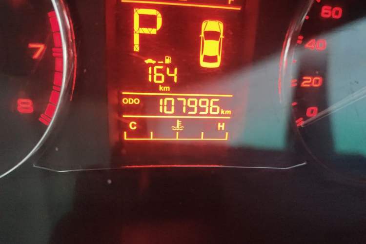 Used Geely Auto Vision 2016 1.5L Automatic Happiness Edition Odometer Close Up