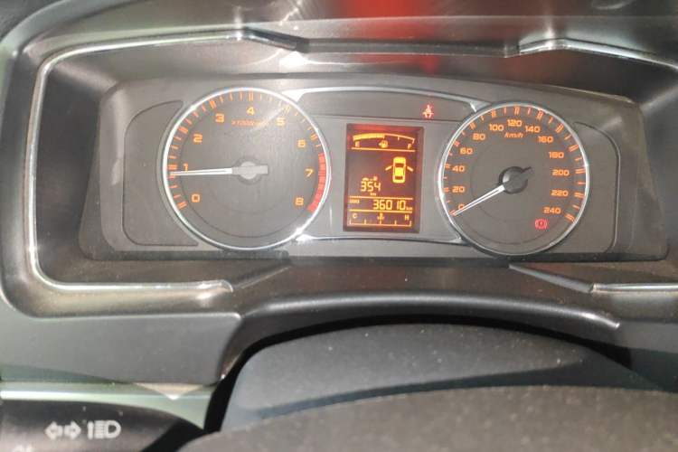 Used Geely Auto Vision 2016 1.5L Manual Happiness Edition Odometer Close Up