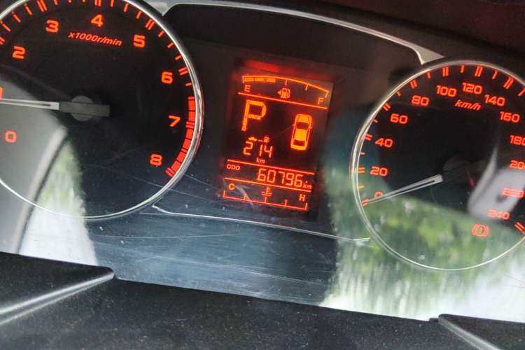 Used Geely Auto Vision 2016 1.5L Automatic Happiness Edition Odometer Close Up