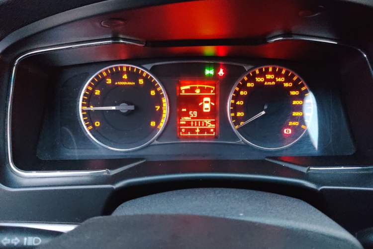 Used Geely Auto Vision 2016 1.5L Manual Happiness Edition Odometer Close Up