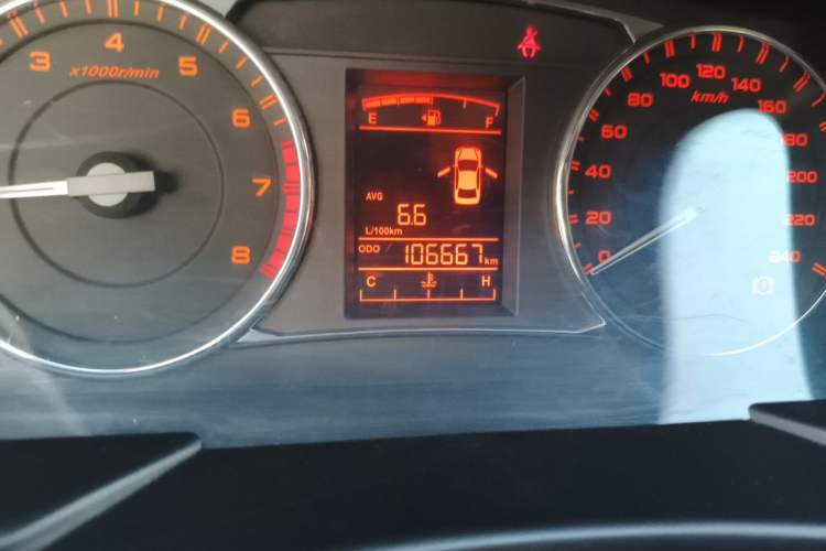 Used Geely Auto Vision 2016 1.5L Manual Happiness Edition Odometer Close Up