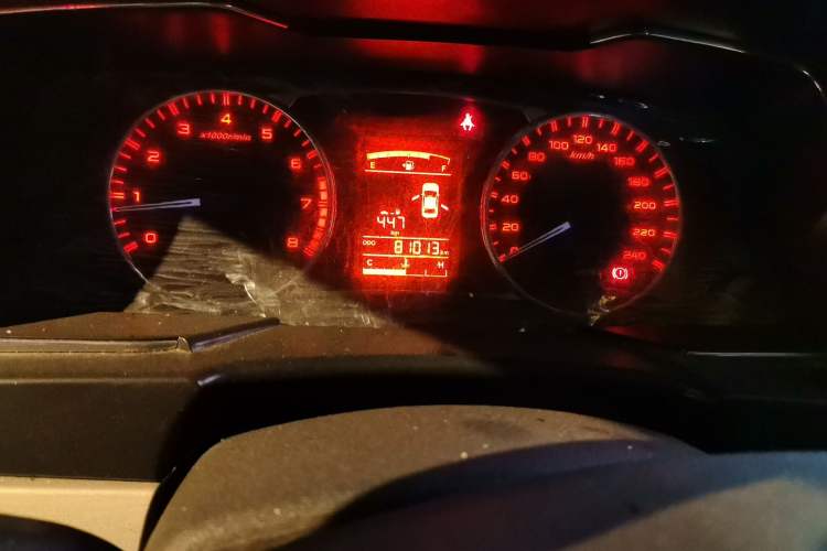 Used Geely Auto Vision 2016 1.5L Manual Happiness Edition Odometer Close Up