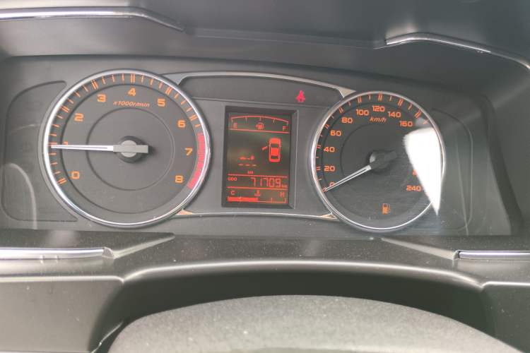 Used Geely Auto Vision 2016 1.5L Manual Happiness Edition Odometer Close Up