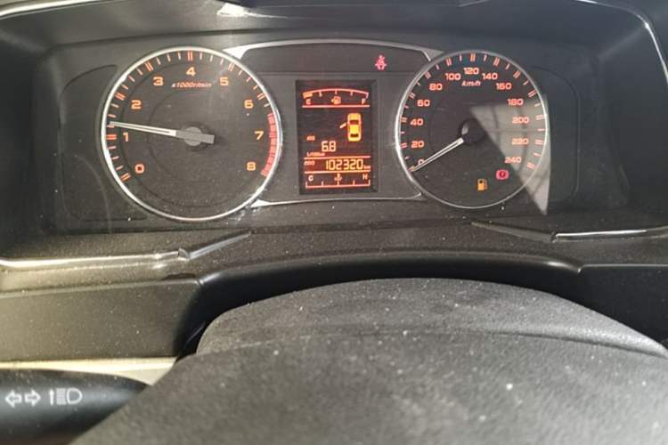 Used Geely Auto Vision 2016 1.5L Manual Happiness Edition Odometer Close Up