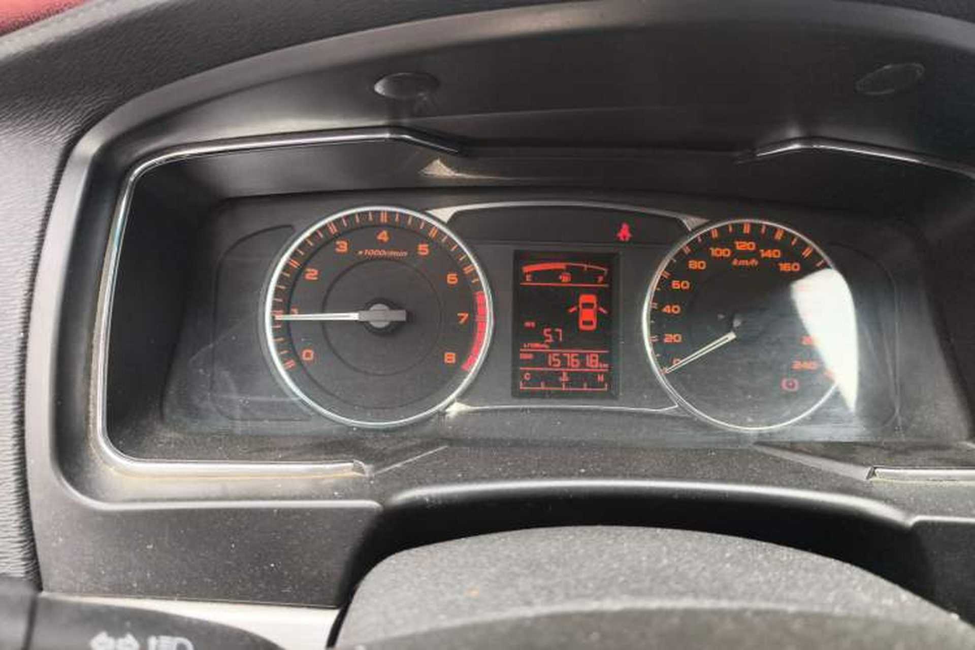 Used Geely Auto Vision 2016 1.5L Manual Happiness Edition Odometer Close Up