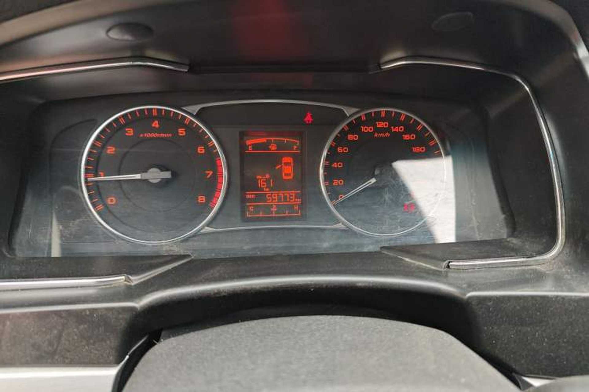 Used Geely Auto Vision 2016 1.5L Manual Happiness Edition Odometer Close Up