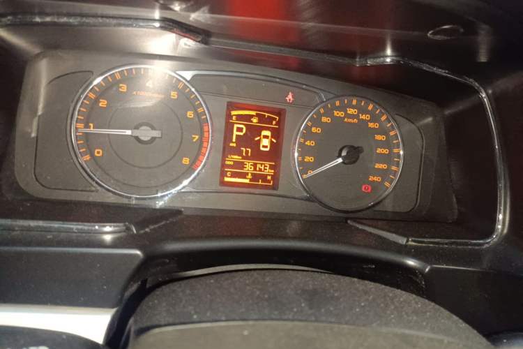 Used Geely Auto Vision 2016 1.5L Automatic Happiness Edition Odometer Close Up