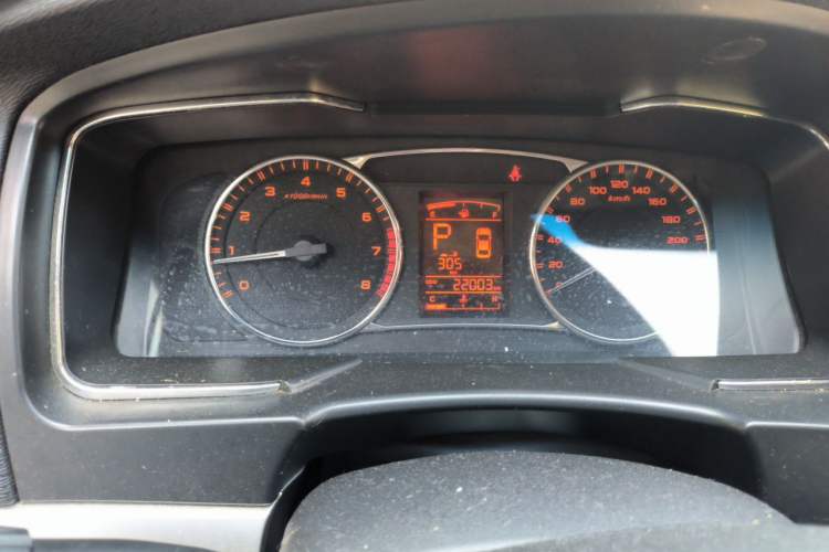 Used Geely Auto Vision 2016 1.5L Automatic Happiness Edition Odometer Close Up