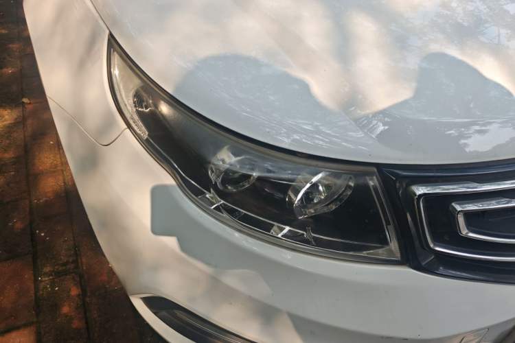 Used Geely Auto Vision 2016 1.5L Manual Happiness Edition Right Front Headlight