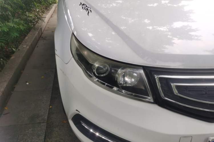 Used Geely Auto Vision 2016 1.5L Automatic Happiness Edition Right Front Headlight