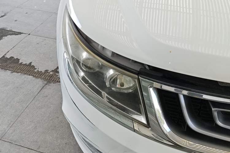 Used Geely Auto Vision 2016 1.5L Manual Happiness Edition Right Front Headlight