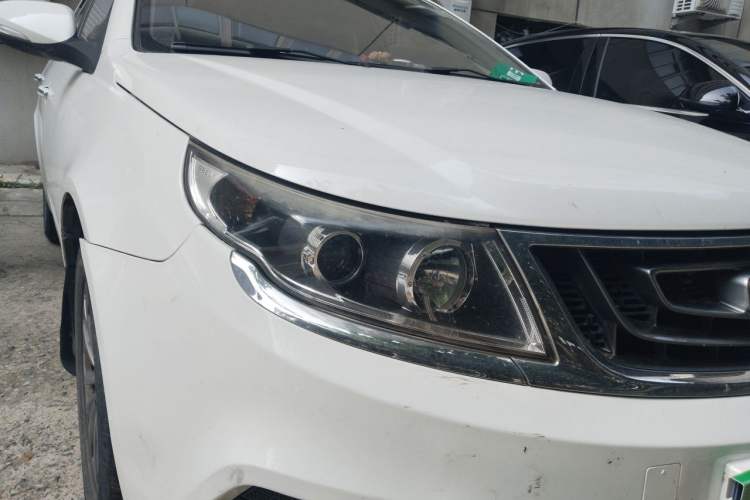Used Geely Auto Vision 2016 1.5L Manual Happiness Edition Right Front Headlight
