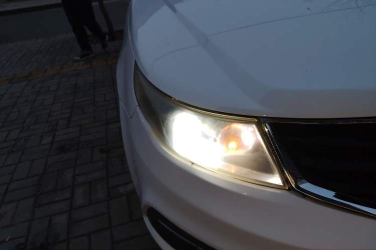 Used Geely Auto Vision 2016 1.5L Manual Happiness Edition Right Front Headlight