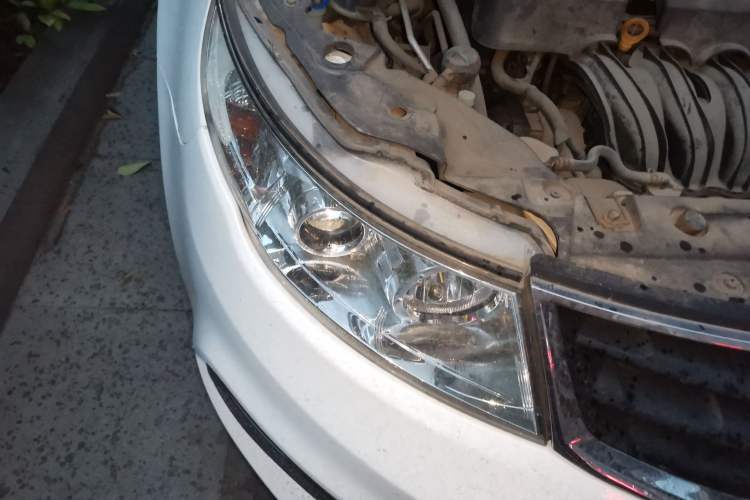 Used Geely Auto Vision 2016 1.5L Manual Happiness Edition Right Front Headlight