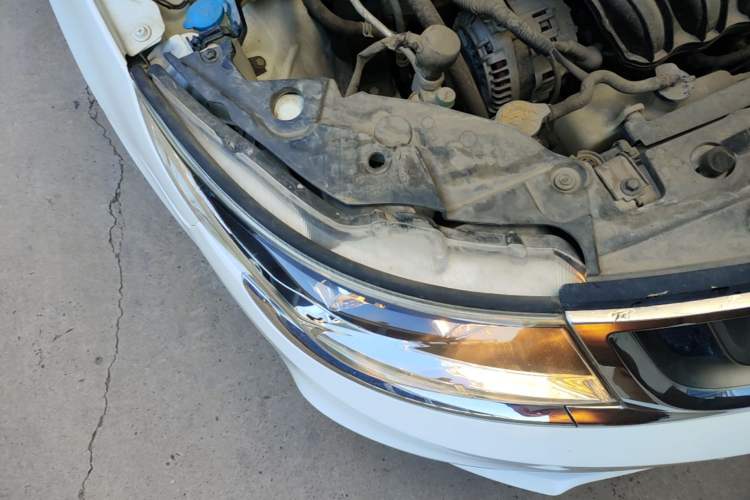 Used Geely Auto Vision 2016 1.5L Manual Happiness Edition Right Front Headlight