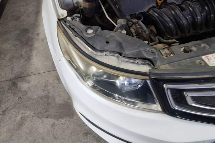 Used Geely Auto Vision 2016 1.5L Automatic Happiness Edition Right Front Headlight