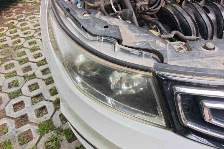 Used Geely Auto Vision 2016 1.5L Manual Happiness Edition Right Front Headlight