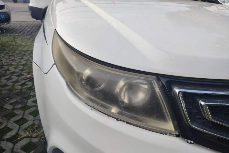 Used Geely Auto Vision 2016 1.5L Manual Happiness Edition Right Front Headlight