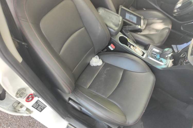 Used Geely Auto Vision 2016 1.5L Automatic Happiness Edition Right Front Seat