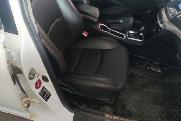 Used Geely Auto Vision 2016 1.5L Automatic Happiness Edition Right Front Seat
