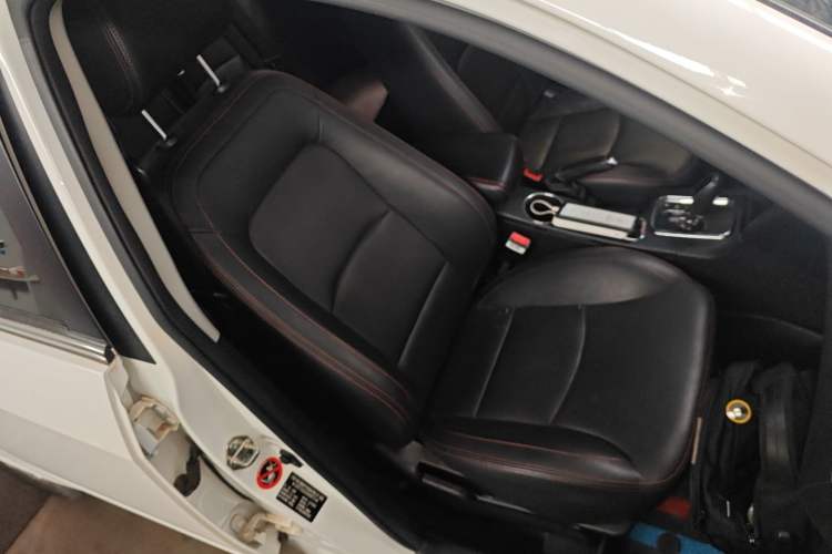 Used Geely Auto Vision 2016 1.5L Automatic Happiness Edition Right Front Seat