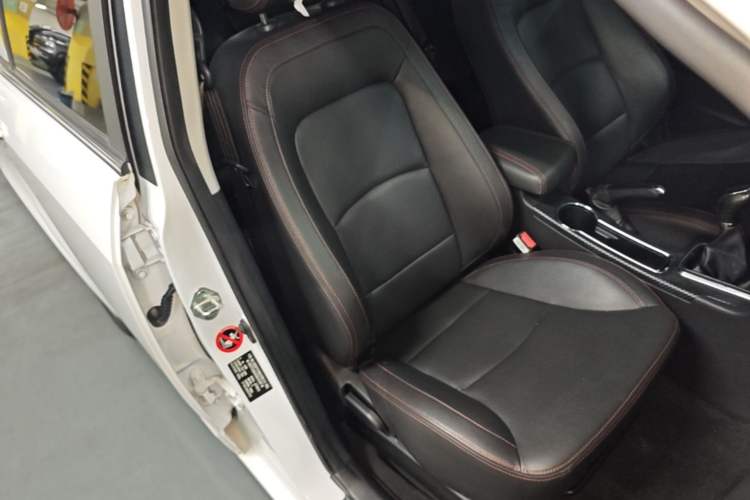 Used Geely Auto Vision 2016 1.5L Manual Happiness Edition Right Front Seat